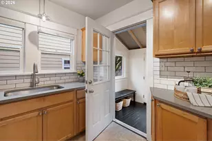 2736 N Argyle St, Portland, OR 97217 - Photo 27