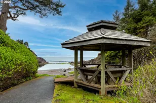 95 SW Cormorant, Depoe Bay, OR 97341 - Photo 45