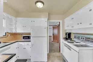 10320 SE Stanley Ave, Milwaukie, OR 97222 - Photo 25