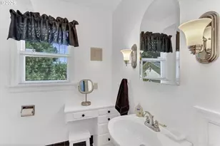 10320 SE Stanley Ave, Milwaukie, OR 97222 - Photo 33