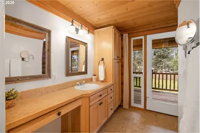 7833 SW Larch St, Portland, OR 97223 - Photo 15