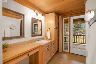 7833 SW Larch St, Portland, OR 97223 - Photo 15