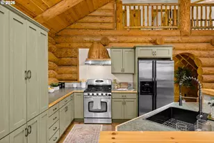 7833 SW Larch St, Portland, OR 97223 - Photo 11