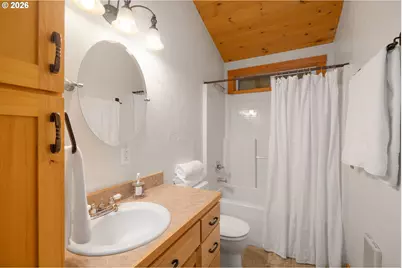 7833 SW Larch St, Portland, OR 97223 - Photo 25