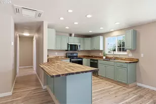 1705 Brewer Ave, Eugene, OR 97401 - Photo 21