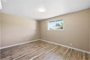 1705 Brewer Ave, Eugene, OR 97401 - Photo 25