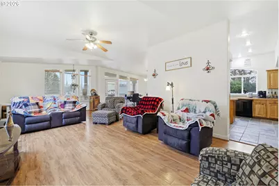 32945 Thorny Grove Ln, Hermiston, OR 97838 - Photo 5