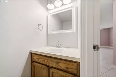 7113 NE 43rd St #F, Vancouver, WA 98661 - Photo 13