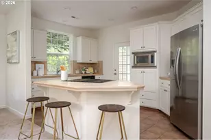 5575 Summerlinn Way, West Linn, OR 97068 - Photo 7