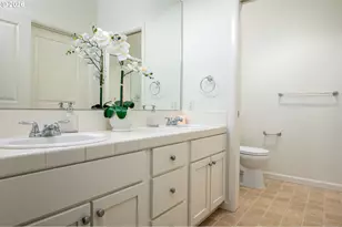 5575 Summerlinn Way, West Linn, OR 97068 - Photo 19