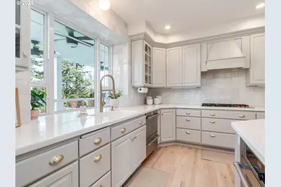 28499 SE Sweetbriar Rd, Troutdale, OR 97060 - Photo 13