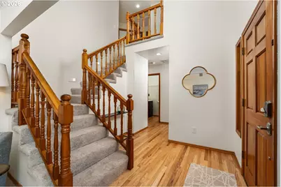 5525 NW Peregrine Pl, Portland, OR 97229 - Photo 21