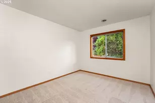 5525 NW Peregrine Pl, Portland, OR 97229 - Photo 29