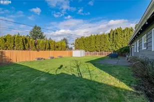 18121 SE Lincoln St, Portland, OR 97233 - Photo 35