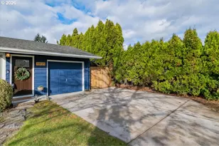 18121 SE Lincoln St, Portland, OR 97233 - Photo 5