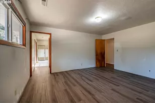 56060 Wheeler Rd, Bandon, OR 97411 - Photo 17