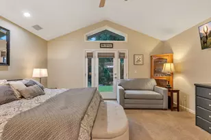 702 SW Juniper Ave, Warrenton, OR 97146 - Photo 31