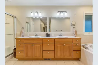 702 SW Juniper Ave, Warrenton, OR 97146 - Photo 35