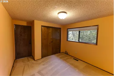 725 SE Summit Dr, Roseburg, OR 97470 - Photo 15