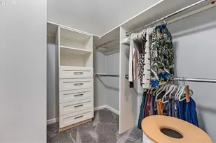 2400 SW Richardson St, Portland, OR 97239 - Photo 17