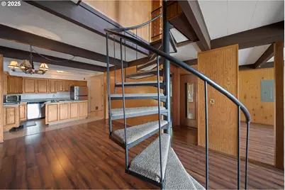 83049 Siltcoos Station Rd, Westlake, OR 97493 - Photo 33