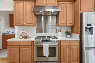 2120 Ashbury Dr, Eugene, OR 97408 - Photo 21