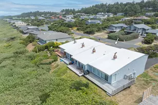 3304 NW Oceania Dr, Waldport, OR 97394 - Photo 29