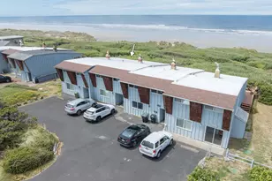 3304 NW Oceania Dr, Waldport, OR 97394 - Photo 27