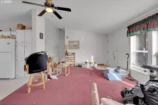 9037 SE 78th Pl, Portland, OR 97206 - Photo 9