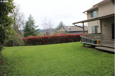 439 Chandler Dr, Roseburg, OR 97471 - Photo 27