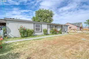 335 E Beebe Ave, Hermiston, OR 97838 - Photo 1