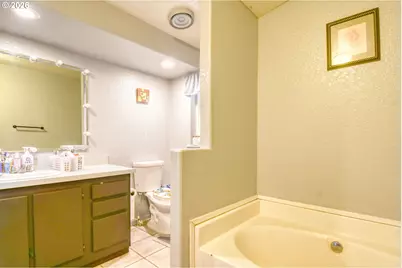 335 E Beebe Ave, Hermiston, OR 97838 - Photo 9