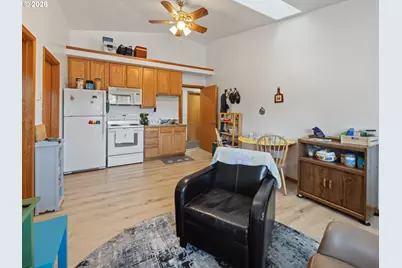 220 NW Spring St, Waldport, OR 97394 - Photo 15