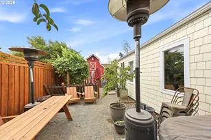 583 17th St, Springfield, OR 97477 - Photo 35