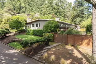 3840 SW Martins Ln, Portland, OR 97239 - Photo 45