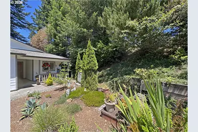 1486 Seacrest Ln, Brookings, OR 97415 - Photo 5