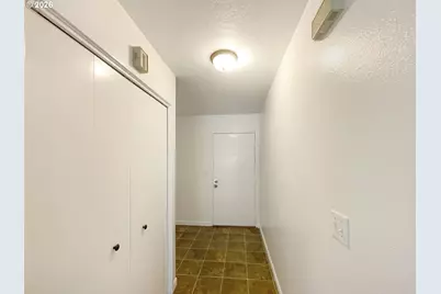3101 McNary Pkwy #12, Lake Oswego, OR 97035 - Photo 11