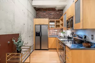 1400 NW Irving St, Portland, OR 97209 - Photo 5