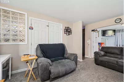 995 Kintzley Ave, Springfield, OR 97478 - Photo 17