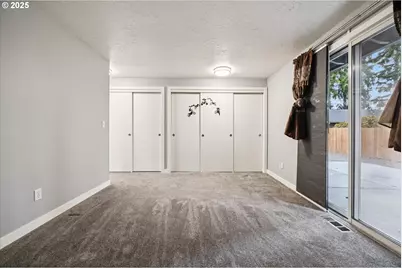 4043 SE Spring St, Hillsboro, OR 97123 - Photo 11