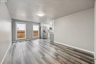 4043 SE Spring St, Hillsboro, OR 97123 - Photo 9