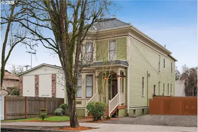 2625 SE Stark St, Portland, OR 97214 - Photo 1