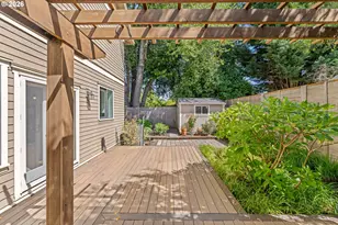4064 N Court Ave, Portland, OR 97227 - Photo 33