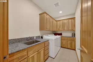 954 Beach Blvd, Winchester Bay, OR 97467 - Photo 17