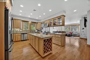 954 Beach Blvd, Winchester Bay, OR 97467 - Photo 5