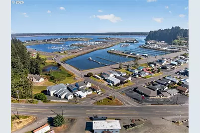 954 Beach Blvd, Winchester Bay, OR 97467 - Photo 47