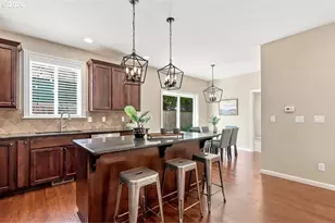 16846 SW Kavitt Ln, Beaverton, OR 97078 - Photo 7