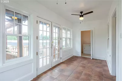2342 SE Ankeny St, Portland, OR 97214 - Photo 27