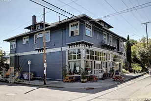 2342 SE Ankeny St, Portland, OR 97214 - Photo 3