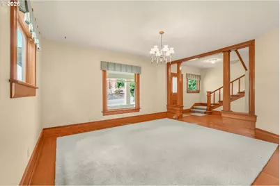 608 Locust St, Oakland, OR 97462 - Photo 11